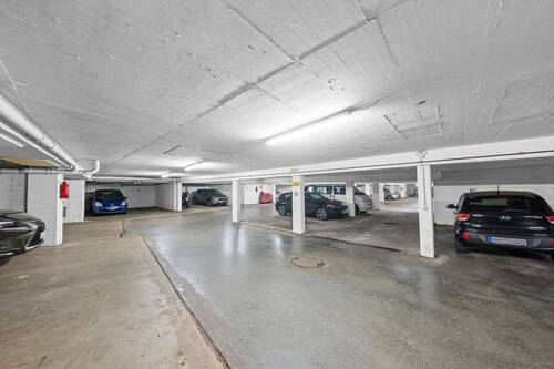Tiefgarage - 