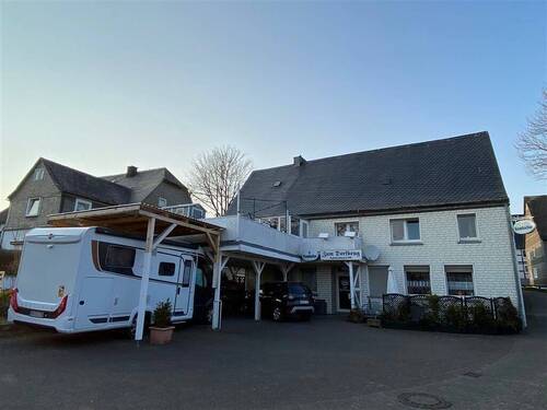 Ansicht Eingang - Klima-Neutral wohnen in Altenbüren! 2.093 € Kaltmiet-Einnahme mtl.!