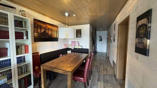 Essplatz mit Flur Hinterhaus - 