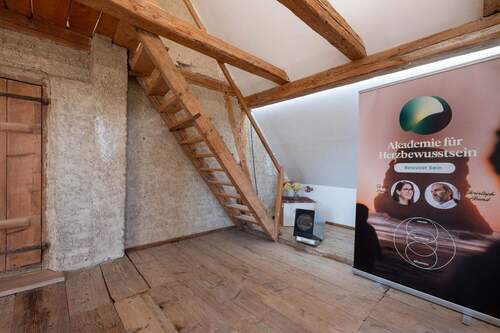 Treppe ins obere Dachgeschoss - 