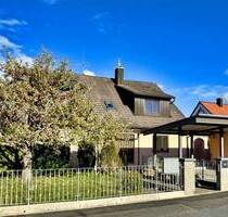 Viel Platz für Familie und Zukunft - Großzügiges Anwesen mit Potenzial! - Roßtal