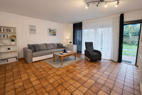 Wohnzimmer - 5 Zimmer Doppelhaushälfte zum Kaufen in Bad Bentheim