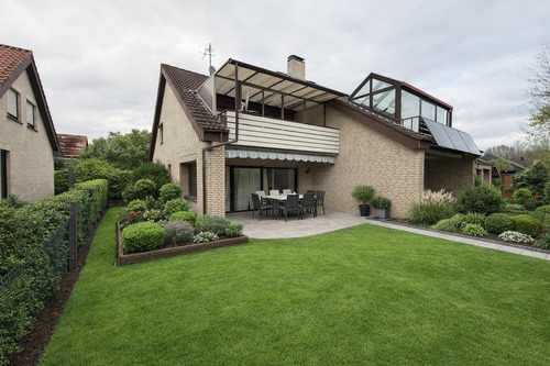 Gestaltungsvorschlag/Aufwertungsmöglichkeit für Außenanlagen und Garten (virtuelle Simulation) - 