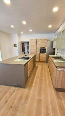 Küche - 5 Zimmer Etagenwohnung zum Kaufen in Esslingen