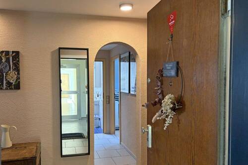 Eingangsbereich - 3 Zimmer Etagenwohnung zum Kaufen in Velbert