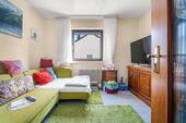 WOHNZIMMER - 