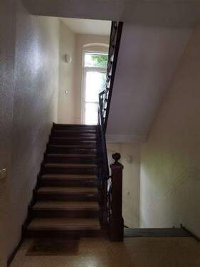 Treppenhaus - 2 Zimmer Etagenwohnung in Halle (Saale)