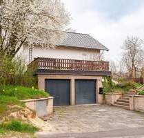 Freistehendes, umfassend saniertes Einfamilienhaus in Blankenheim-Reetz - Ortsrandlage mit Weitblick