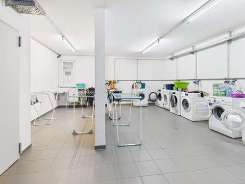 CAM04517G0-PR0007-STILL054.jpg - 