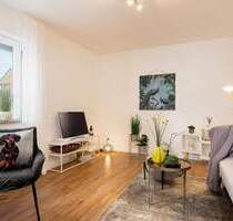 Helle 2-Zimmer-Wohnung mit Balkon und guter Infrastruktur - Vöhringen