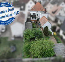 DIETZ: 2 FH mit Garten und Hofbereich in beliebter Lage von Eppertshausen!