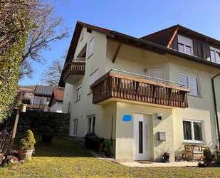 Schöne DHH mit ruhiger Einliegerwohnung und tollem Fernblick ins liebliche Taubertal zu verkaufen - Lauda-Königshofen