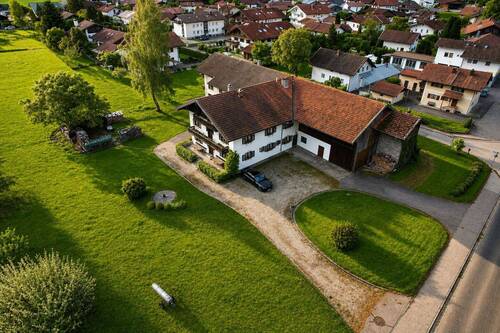 Vogelperspektive - 1 Zimmer Mehrfamilienhaus, Wohnhaus zum Kaufen in Übersee