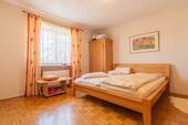 Schlafzimmer (2) - 5 Zimmer Einfamilienhaus in Landshut