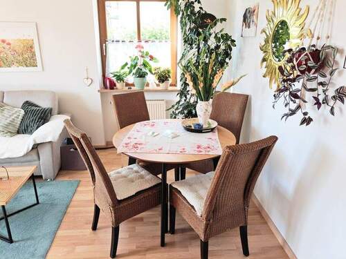 Essplatz im Wohnzimmer - 