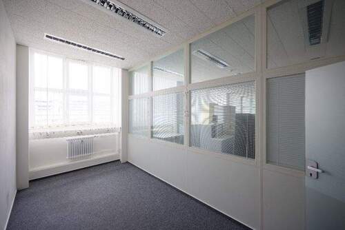 Bild 2 - Büro zur Miete in Stuttgart