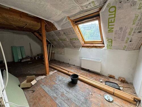 DG_angefangener Dachausbau - 