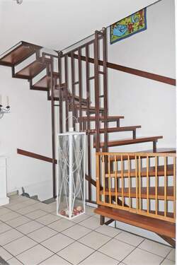 Treppe zum Obergeschoss - 