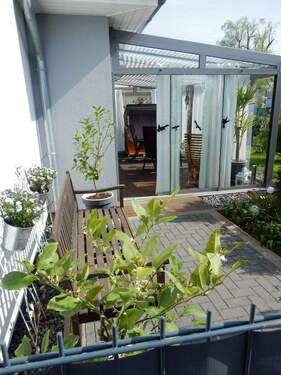 Außeneingang zum Wintergarten - 4 Zimmer Einfamilienhaus in Stralsund