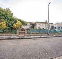 Bungalow mit 134?m² Wohnfläche, stilvolle Architektur und Wohlfühlkomfort auf einer Ebene - Linnich