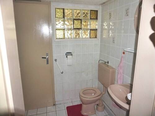 WC - 
