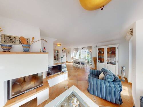 Bild 1 - Romantische Reet-Haushälfte als Raumwunder zum Wohlfühlen & Seele baumeln lassen