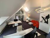 Bis zu 3 Arbeitsplätze in modernem 120 m² Gemeinschaftsbüro zu v - Flexible Arbeitsplätze oder eigenes Dachgeschoss im 120 m² Kreativbüro - All-in-Miete