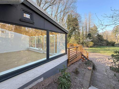 Zuwegung seitlich - 5 Zimmer Einfamilienhaus zum Kaufen in Ottersberg