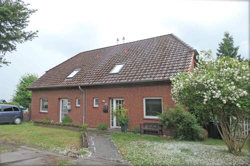 Hausansicht - 4 Zimmer Doppelhaushälfte zum Kaufen in Heinbockel