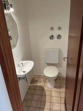 WC - 