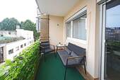 Balkon - 3-Zimmer-Wohnung mit Balkon und Garage