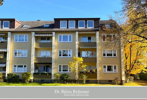 Gepflegte Anlage - Was gefällt Ihnen besser? Ein oder zwei gemütliche Zimmer mit Velux-Cabrio und herrlichem Weitblick