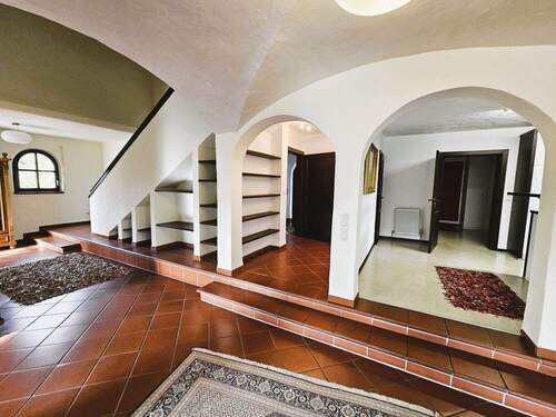 Eingangsbereich und Zugang Küche - 