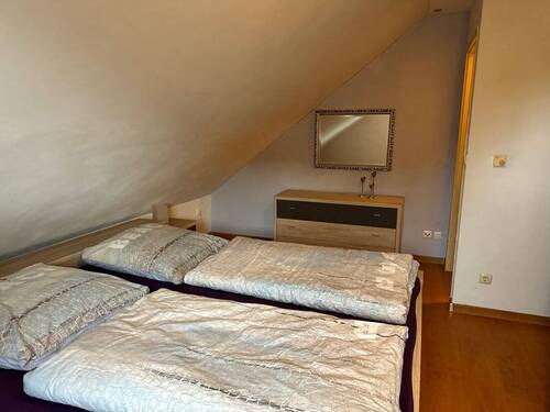 Schlafzimmer 2 Dachgeschoss - 