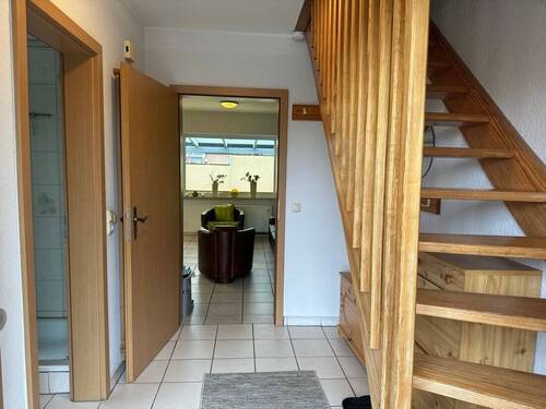 Hausflur - 3 Zimmer Doppelhaushälfte zum Kaufen in Friedrichskoog