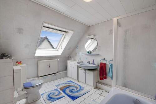 Badezimmer (Anbau) - 