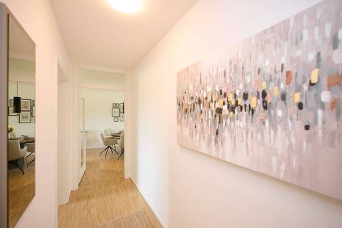 Flur - 4 Zimmer Etagenwohnung in Hannover