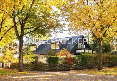 Vorderansicht - Großzügiges Familiendomizil in Nikolassee mit Vermietungspotenzial