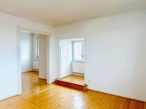 Wohnzimmer - 4 Zimmer Etagenwohnung zur Miete in Bielefeld / Mitte