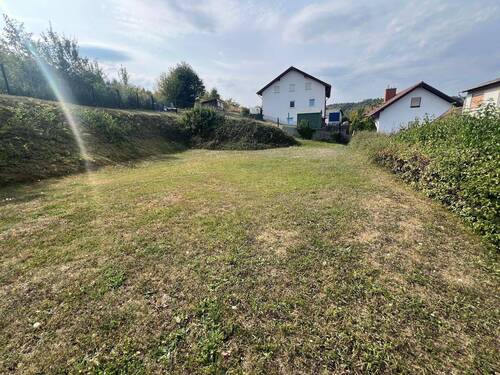 Oberes Grundstück - 