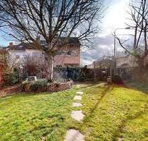 Familienfreundliches Reiheneckhaus mit Gartenidylle auf Erbpacht - Frankfurt am Main Nieder-Erlenbach