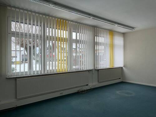 Bürozimmer1+2 (3) - Halle in Dellmensingen zur Miete