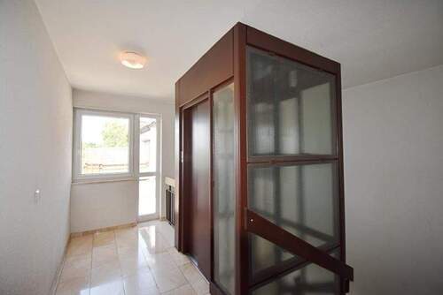 Aufzug/Treppenhaus - Etagenwohnung mit 27,20 m² in Konstanz zum Kaufen