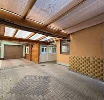 Willkommen daheim! 1-2 Familienhaus mit viel Platz + 4 Bäder + Garage + Nebengebäude + tollem Garten - Hambrücken