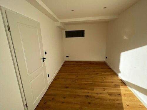 Schlafzimmer Ansicht 2 - 