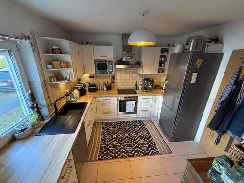 Küche - 7 Zimmer Doppelhaushälfte zur Miete in Bubenreuth