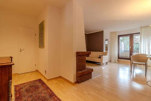 offener Wohn-/ Essbereich - 2 Zimmer Etagenwohnung in Hamburg