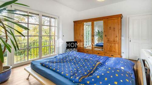 1. OG Schlafzimmer 2 - 