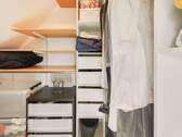 Kleiderschrank - 