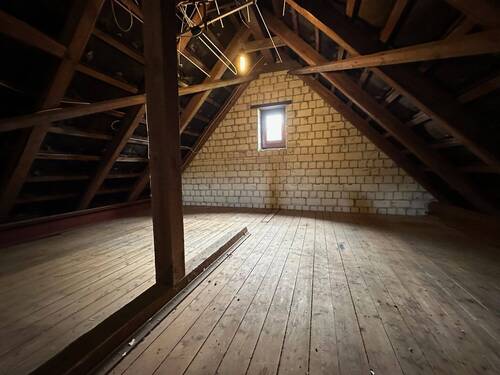 Spitzboden - 